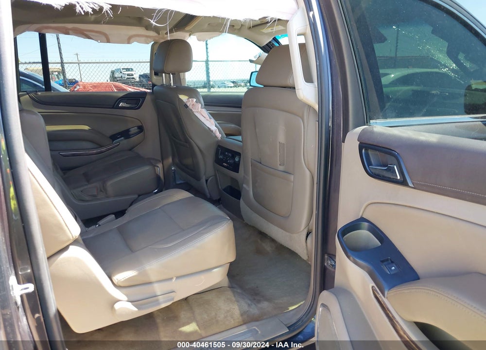 2015 GMC YUKON XL 1500 SLT VIN: 1GKS2HKC4FR195411