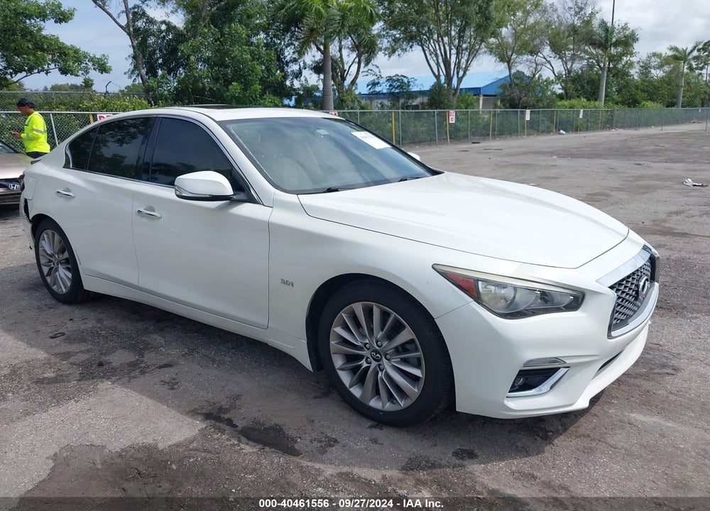 2018 INFINITI Q50 3.0T LUXE VIN: JN1EV7AP5JM590043