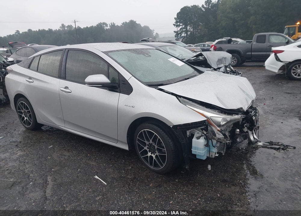 2018 TOYOTA PRIUS FOUR TOURING VIN: JTDKARFU0J3546382