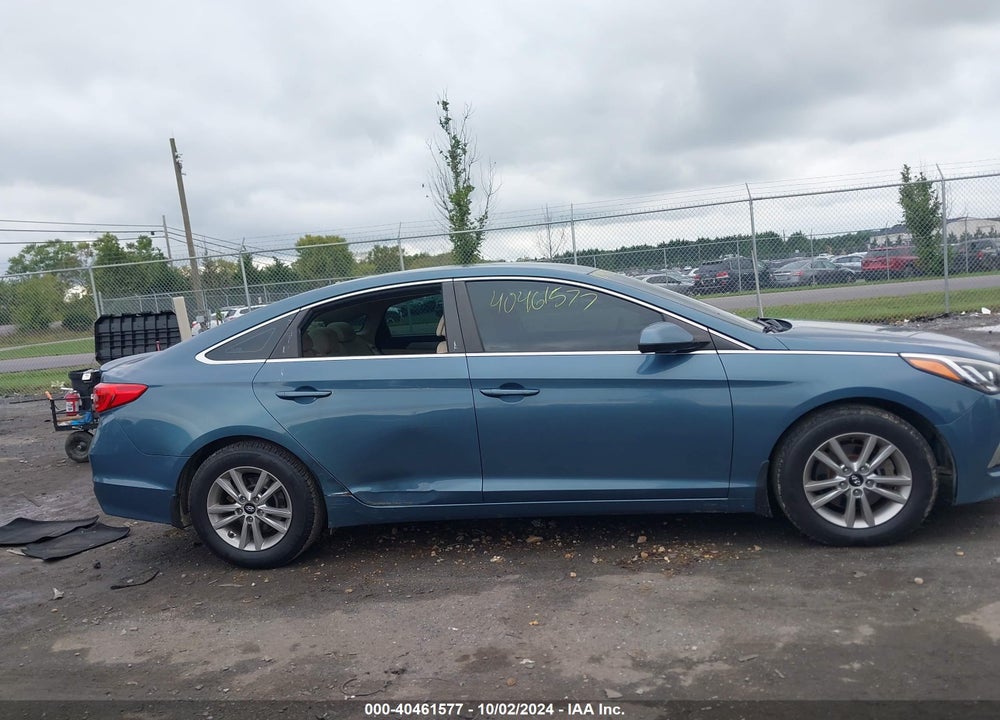 2017 HYUNDAI SONATA SE VIN: 5NPE24AF0HH464110