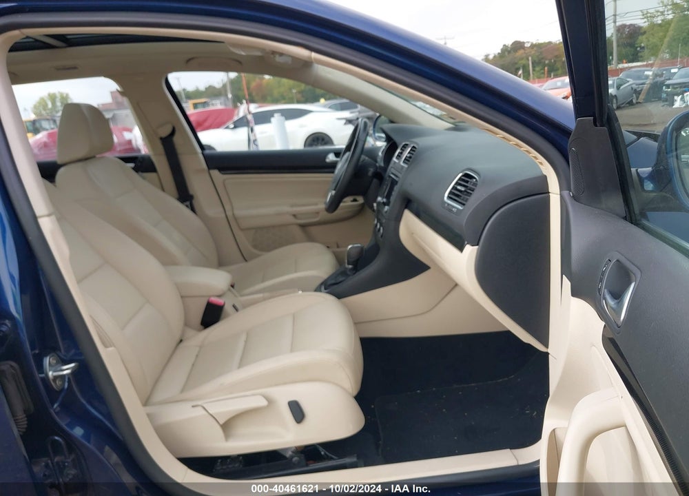 2013 VOLKSWAGEN JETTA SPORTWAGEN 2.5L SE VIN: 3VWPP7AJ8DM619956