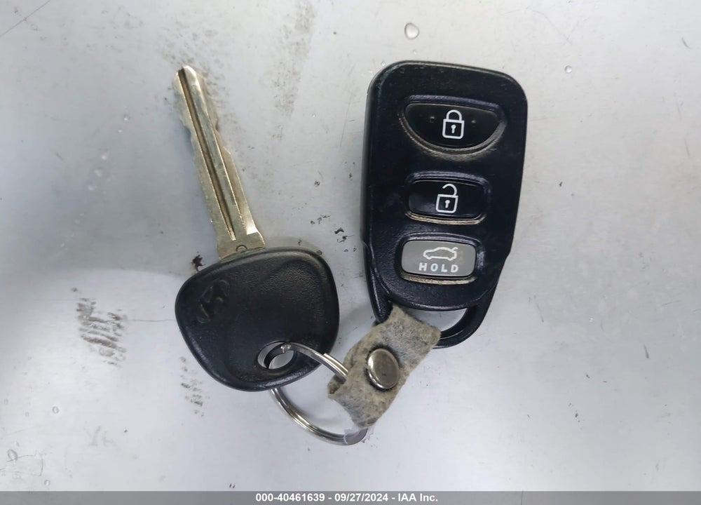 2016 HYUNDAI ELANTRA SE VIN: 5NPDH4AEXGH660975