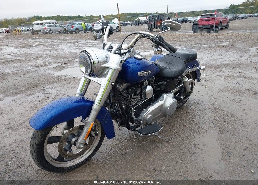 2015 HARLEY-DAVIDSON FLD SWITCHBACK VIN: 1HD1GZM10FC318083