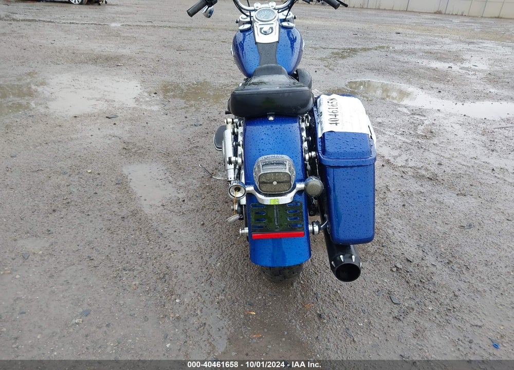 2015 HARLEY-DAVIDSON FLD SWITCHBACK VIN: 1HD1GZM10FC318083