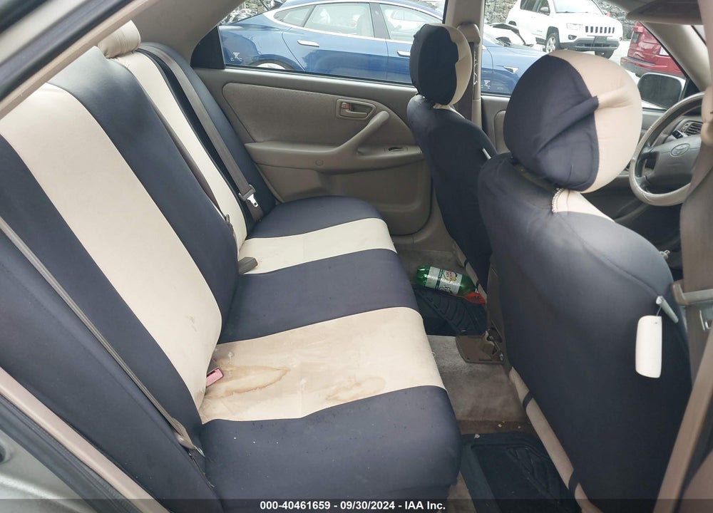 2001 TOYOTA CAMRY LE VIN: 4T1BG22K71U084399