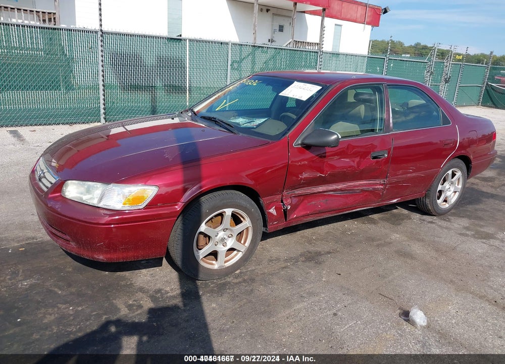 2000 TOYOTA CAMRY LE VIN: 4T1BG22K1YU970888