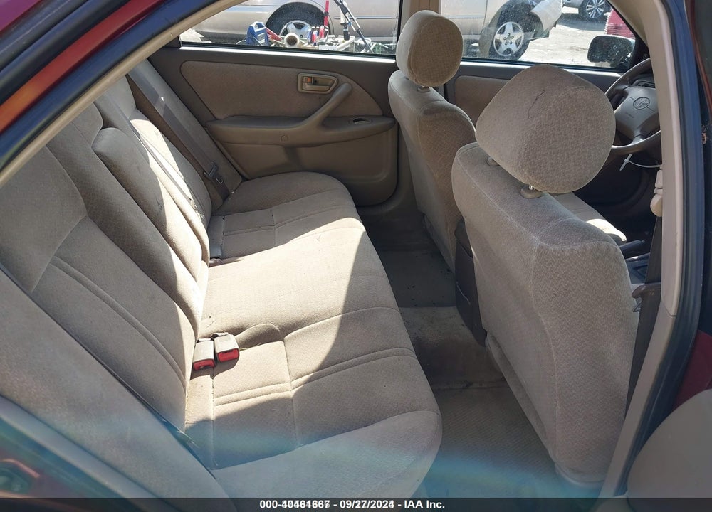 2000 TOYOTA CAMRY LE VIN: 4T1BG22K1YU970888
