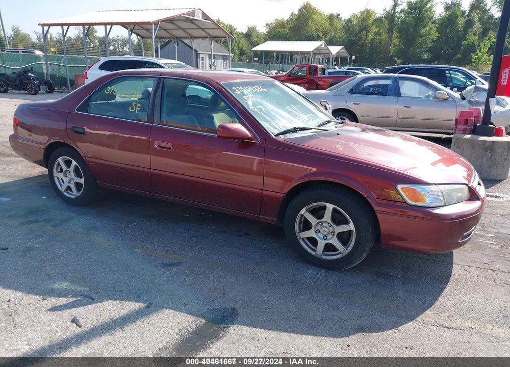 2000 TOYOTA CAMRY LE VIN: 4T1BG22K1YU970888