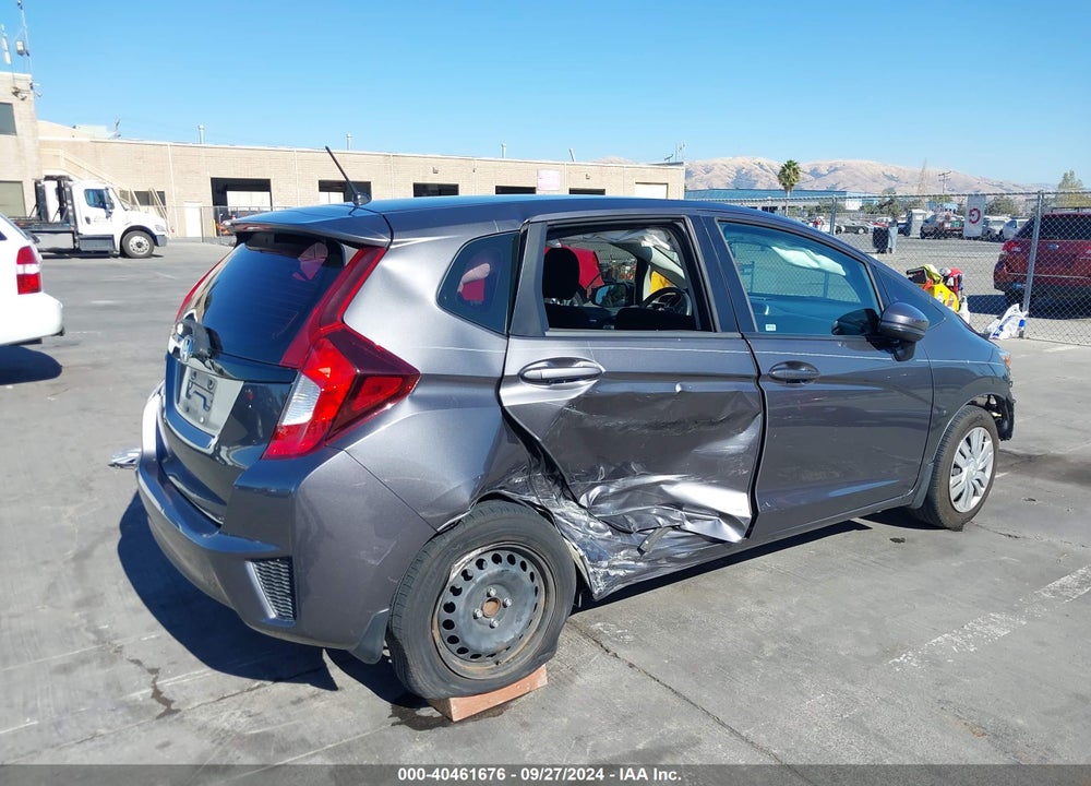 2017 HONDA FIT LX VIN: 3HGGK5H5XHM706117