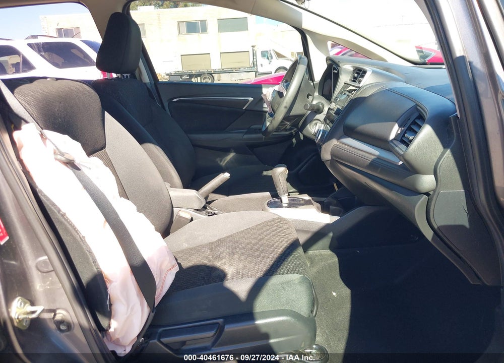 2017 HONDA FIT LX VIN: 3HGGK5H5XHM706117