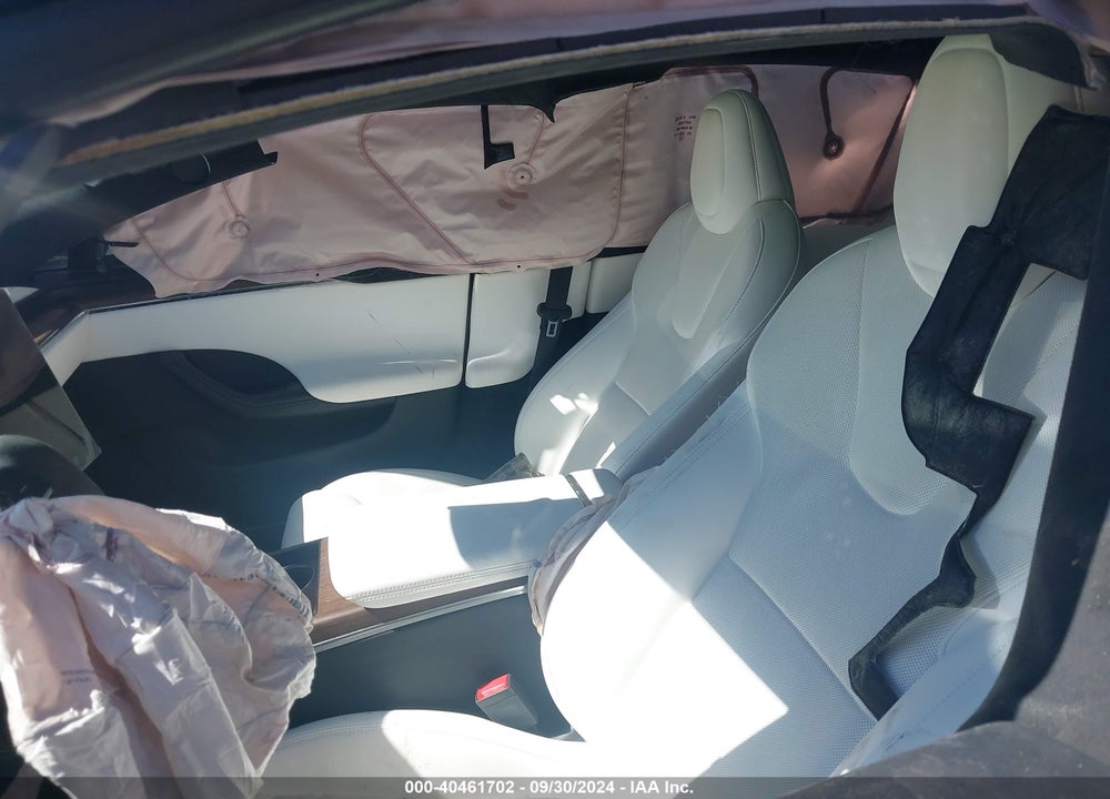 2022 TESLA MODEL S DUAL MOTOR ALL-WHEEL DRIVE VIN: 5YJSA1E51NF493695