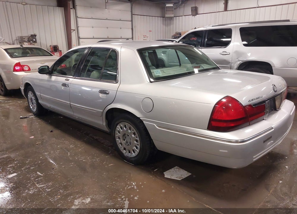 2003 MERCURY GRAND MARQUIS GS VIN: 2MEFM74W33X638527