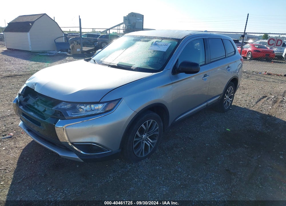 2018 MITSUBISHI OUTLANDER ES VIN: JA4AD2A38JZ060631