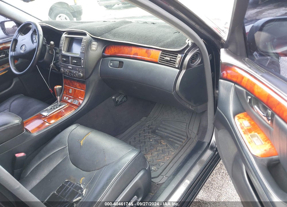 2004 LEXUS LS 430 VIN: JTHBN36FX40140701