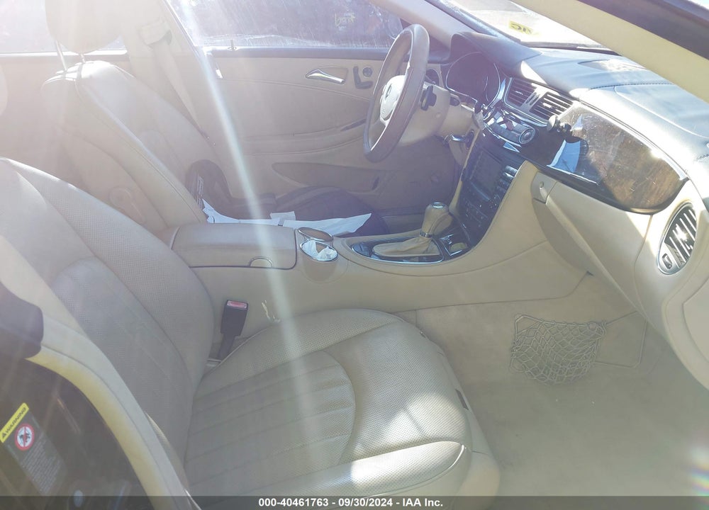 2008 MERCEDES-BENZ CLS 550 VIN: WDDDJ72X58A136928