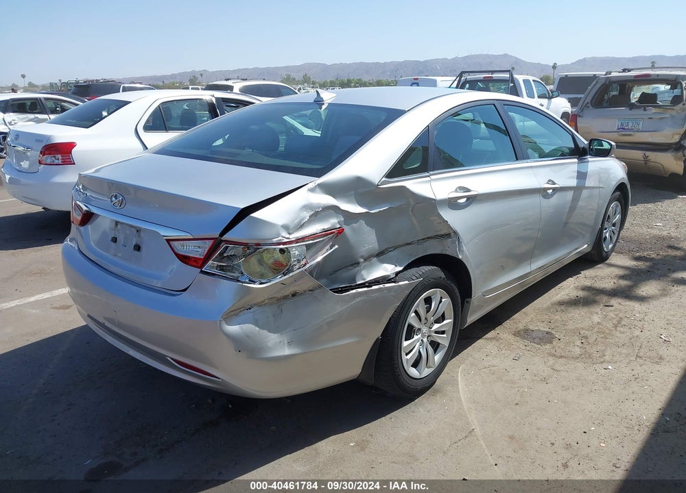 2013 HYUNDAI SONATA GLS VIN: 5NPEB4AC1DH569366