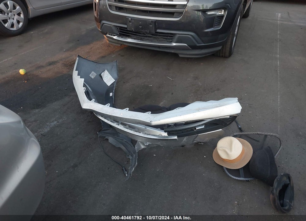 2014 HONDA CIVIC LX VIN: 19XFB2F53EE225675