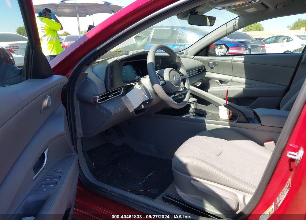 2024 HYUNDAI ELANTRA SE VIN: KMHLL4DGXRU729031