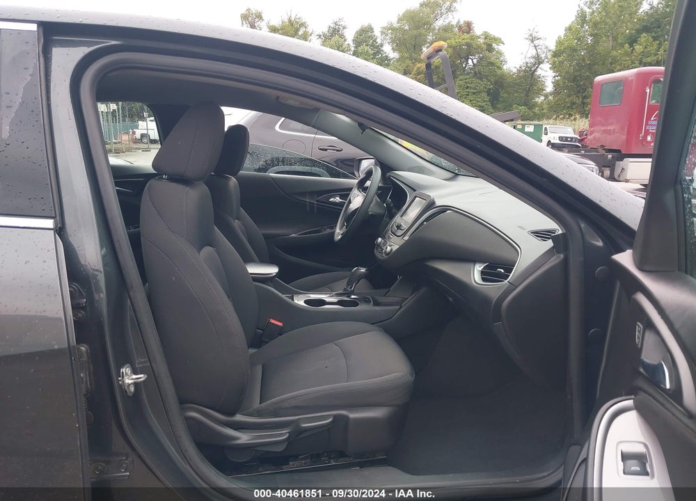 2018 CHEVROLET MALIBU 1LS VIN: 1G1ZB5ST8JF253645