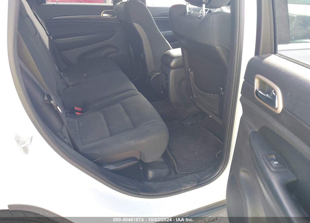 2015 JEEP GRAND CHEROKEE LAREDO VIN: 1C4RJEAG3FC235688