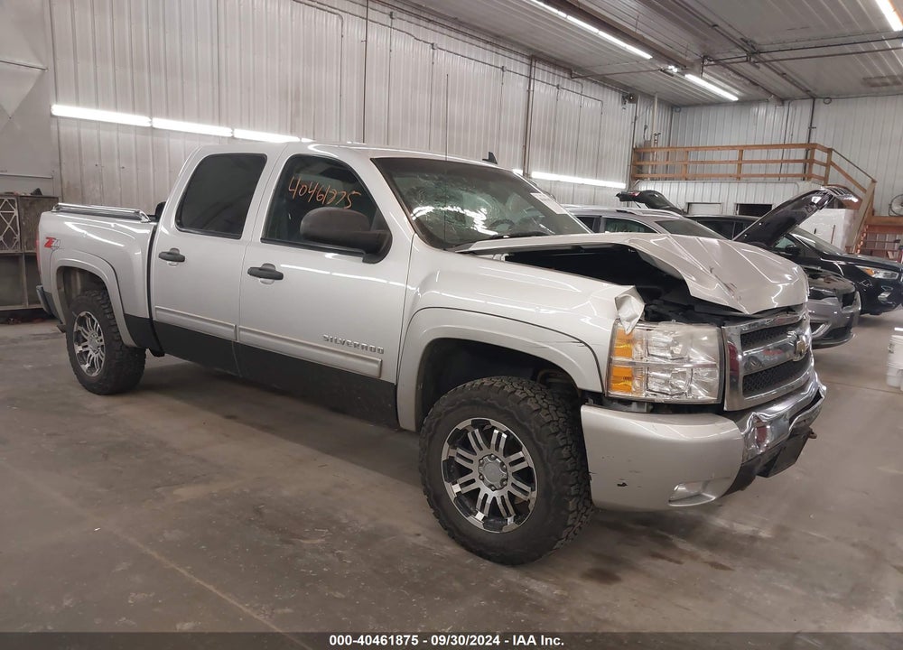 2011 CHEVROLET SILVERADO 1500 LT VIN: 3GCPKSE30BG252188