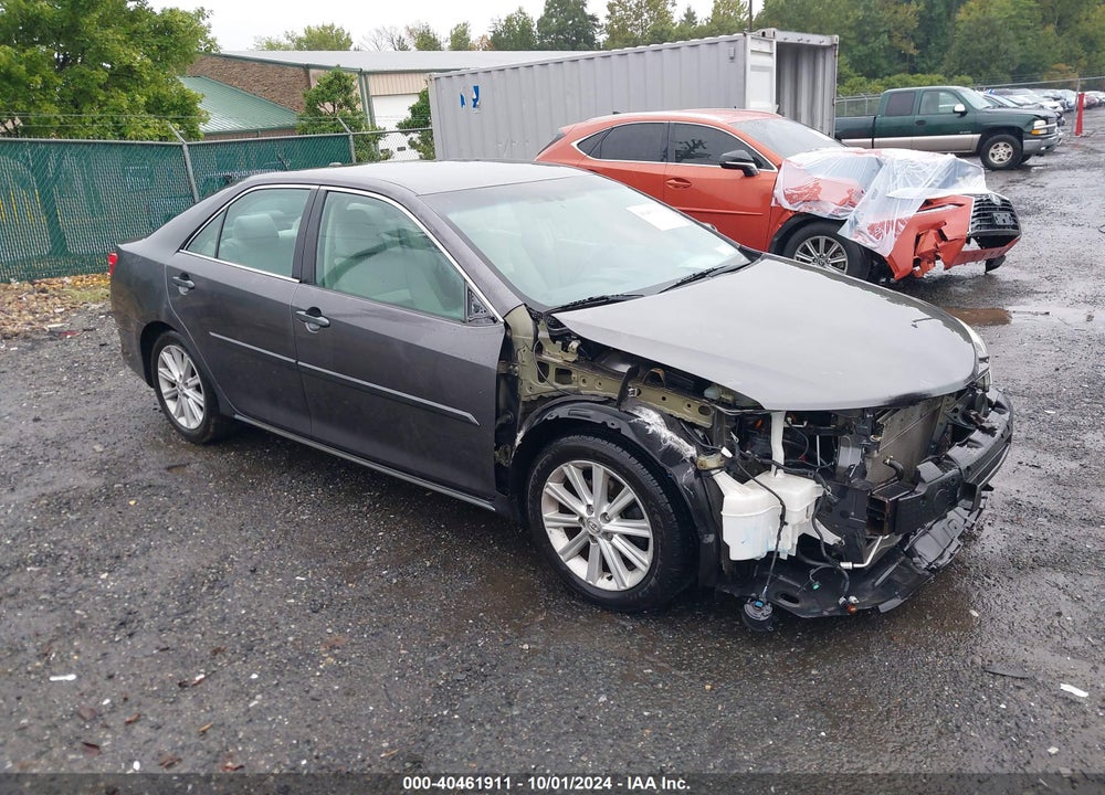 2014 TOYOTA CAMRY HYBRID XLE VIN: 4T1BD1FK9EU124792