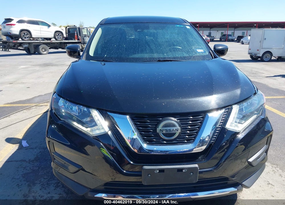2019 NISSAN ROGUE S VIN: 5N1AT2MV8KC726019