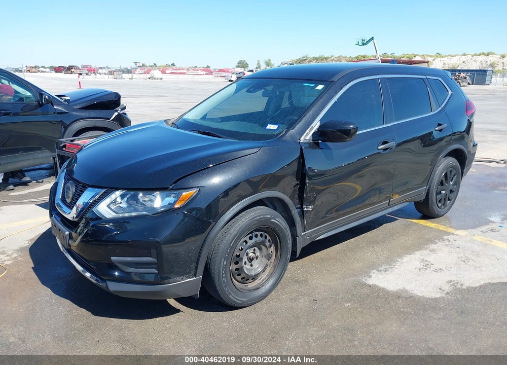 2019 NISSAN ROGUE S VIN: 5N1AT2MV8KC726019