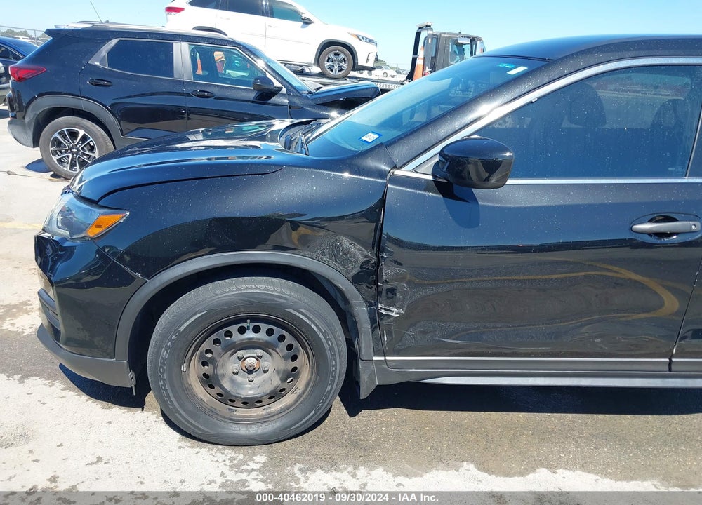 2019 NISSAN ROGUE S VIN: 5N1AT2MV8KC726019