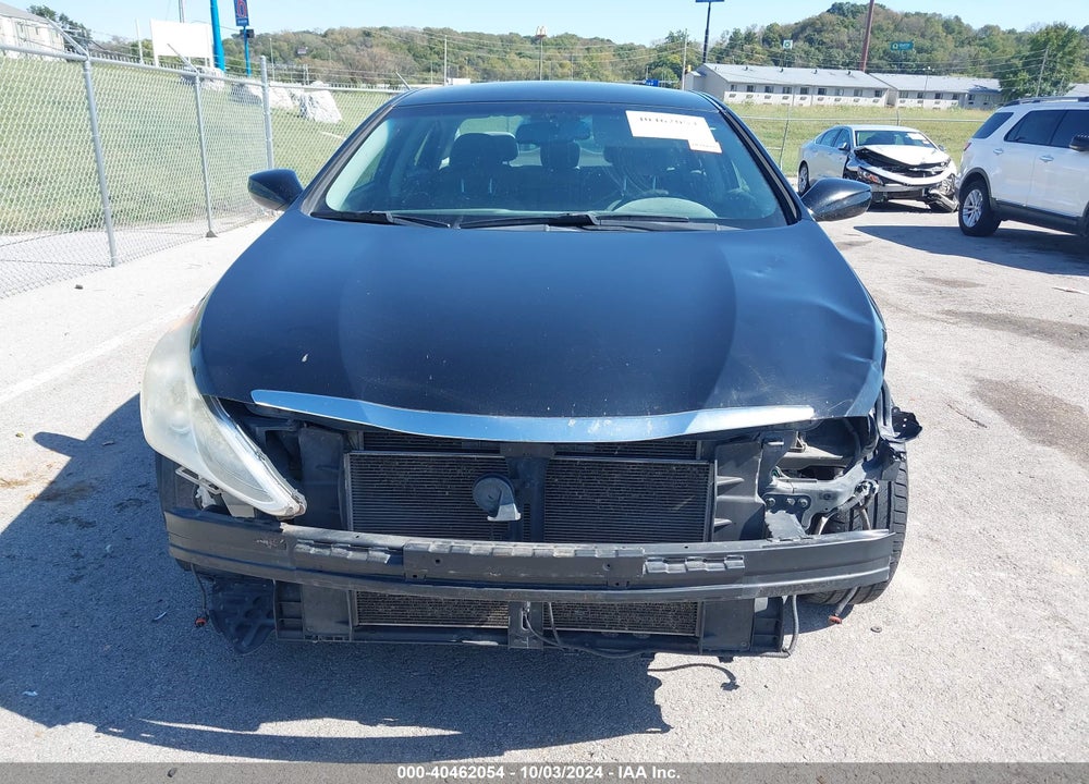 2013 HYUNDAI SONATA GLS VIN: 5NPEB4AC1DH526470