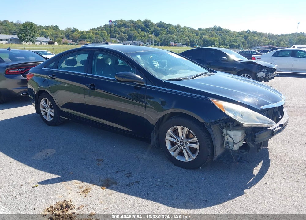 2013 HYUNDAI SONATA GLS VIN: 5NPEB4AC1DH526470