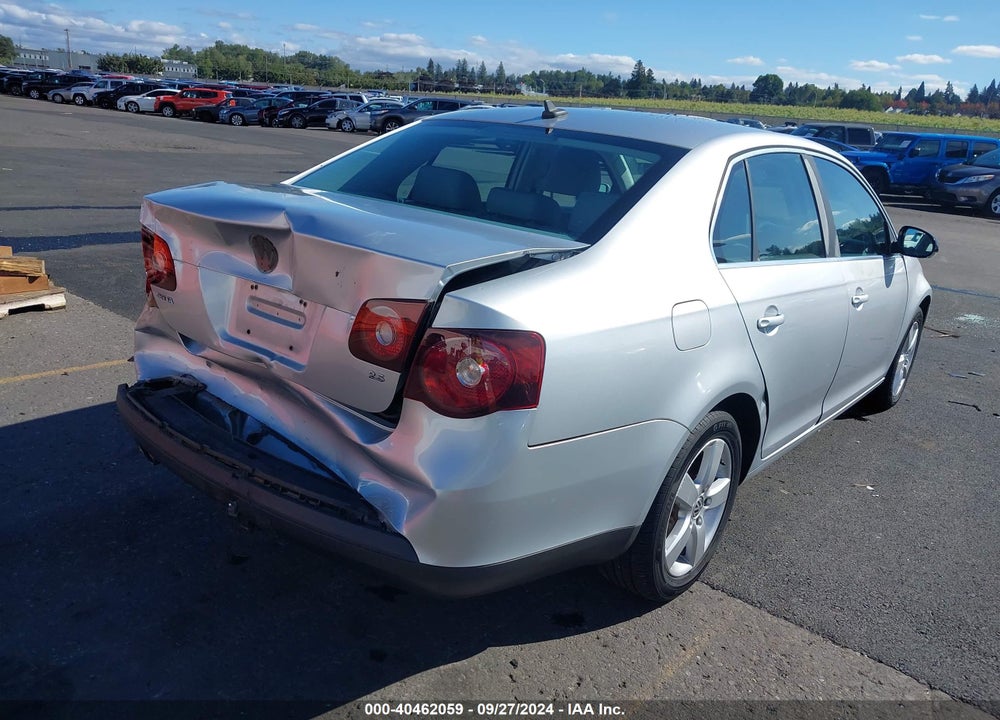2009 VOLKSWAGEN JETTA SE/SEL VIN: 3VWRZ71K79M017682