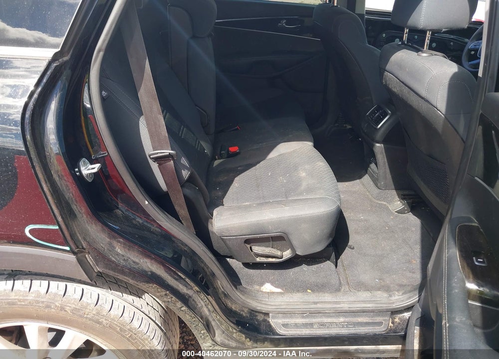 2019 KIA SORENTO 2.4L L VIN: 5XYPG4A30KG518780
