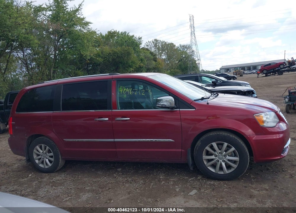 2015 CHRYSLER TOWN & COUNTRY LIMITED PLATINUM VIN: 2C4RC1GG9FR539755