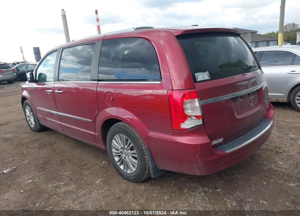 2015 CHRYSLER TOWN & COUNTRY LIMITED PLATINUM VIN: 2C4RC1GG9FR539755