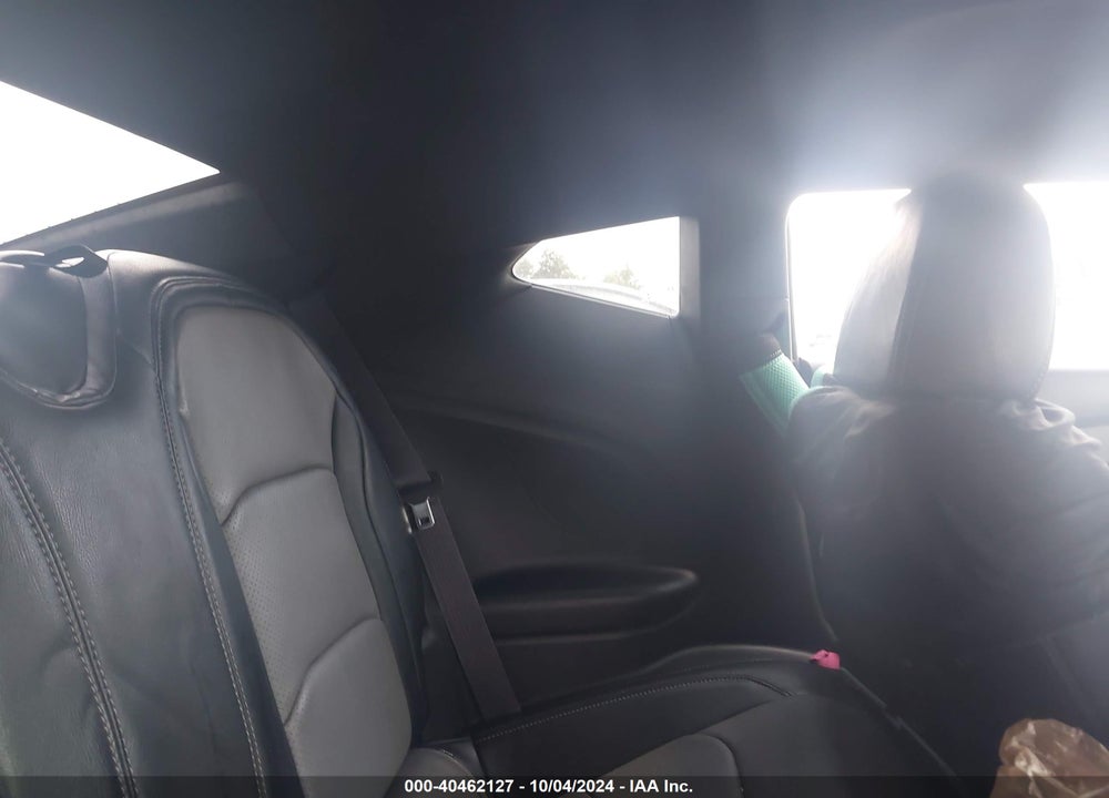 2017 CHEVROLET CAMARO 1LT VIN: 1G1FB1RX4H0146528