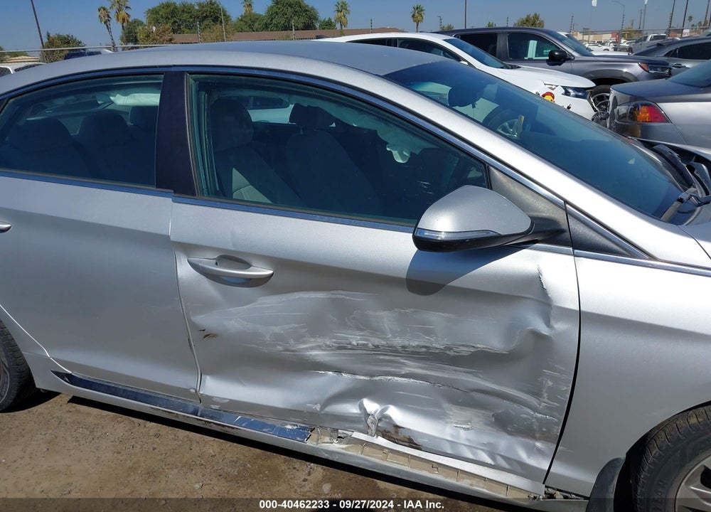 2017 HYUNDAI SONATA SPORT VIN: 5NPE34AFXHH439826