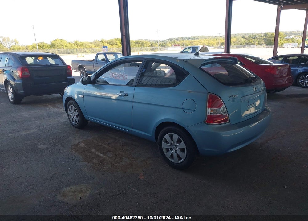 2010 HYUNDAI ACCENT GS VIN: KMHCM3AC2AU186027