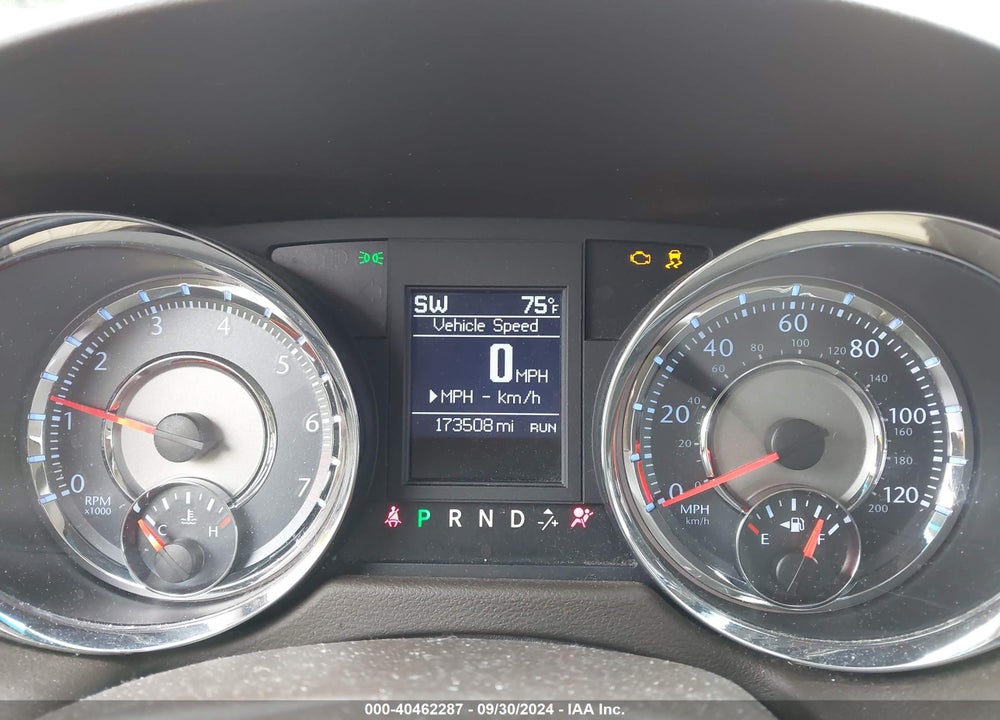 2011 CHRYSLER TOWN & COUNTRY TOURING-L VIN: 2A4RR8DG0BR607201