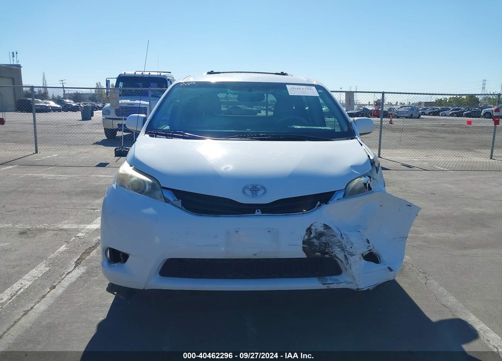 2012 TOYOTA SIENNA LE V6 8 PASSENGER VIN: 5TDKK3DC1CS277119