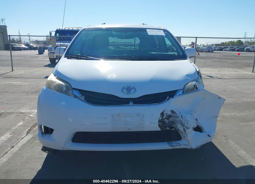 2012 TOYOTA SIENNA LE V6 8 PASSENGER VIN: 5TDKK3DC1CS277119