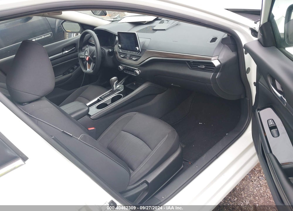 2023 NISSAN ALTIMA SV FWD VIN: 1N4BL4DV1PN366310