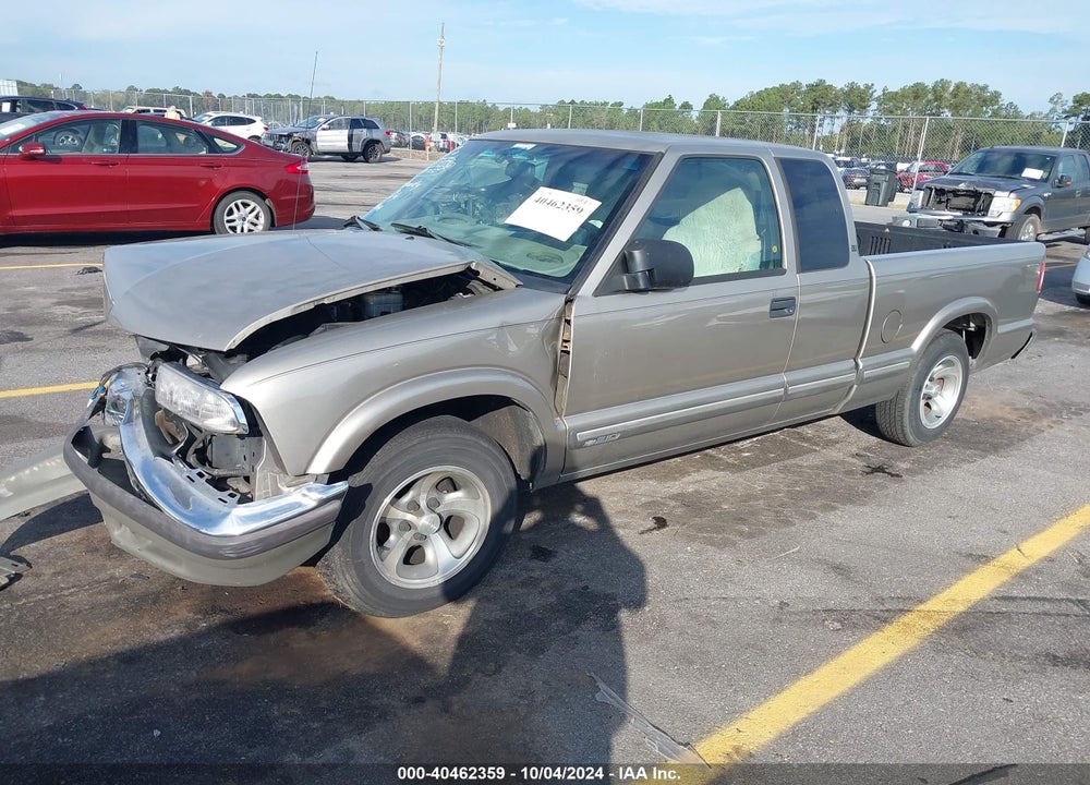 2001 CHEVROLET S-10 LS VIN: 1GCCS19W118147063