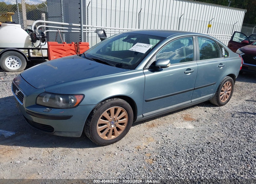 2004 VOLVO S40 2.4I/2.4I A SR (NEW) VIN: YV1MS382842027227