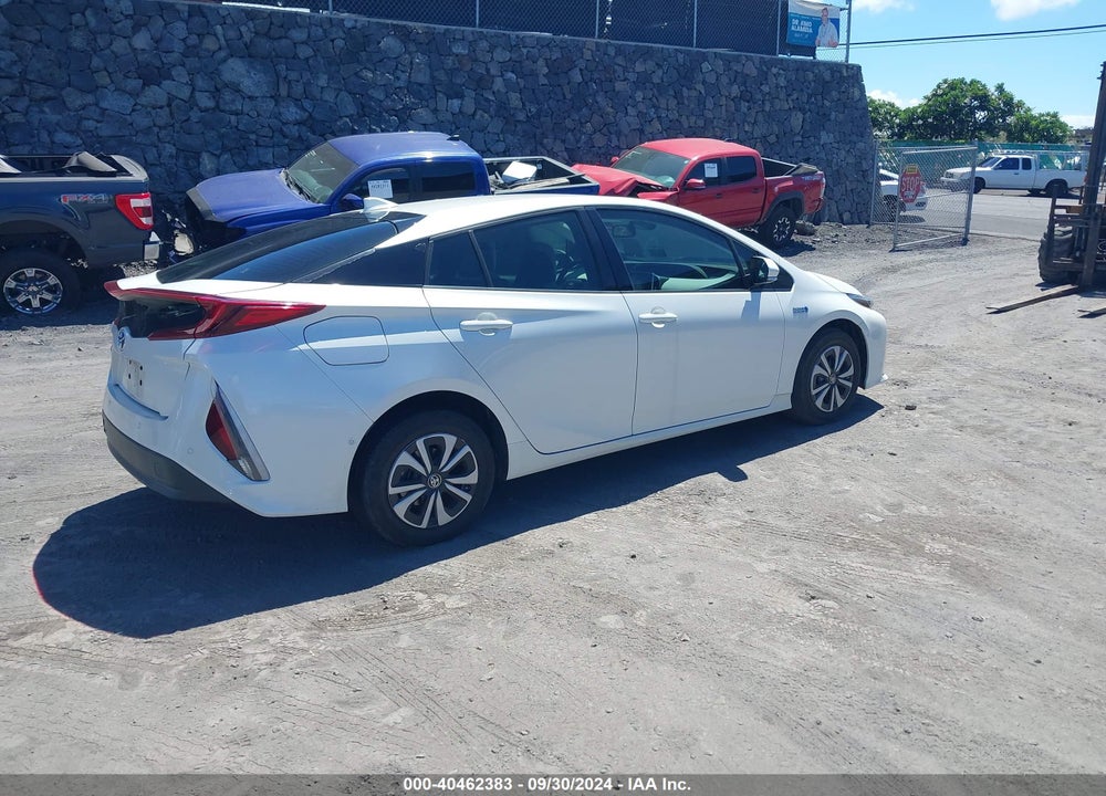 2018 TOYOTA PRIUS PRIME VIN: JTDKARFPXJ3076498