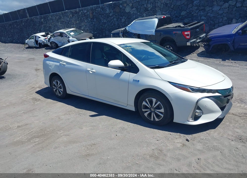 2018 TOYOTA PRIUS PRIME VIN: JTDKARFPXJ3076498