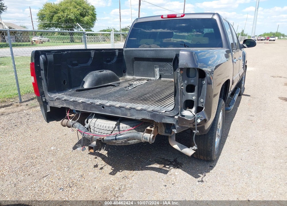 2010 CHEVROLET SILVERADO 1500 LT VIN: 3GCRCSE06AG242145