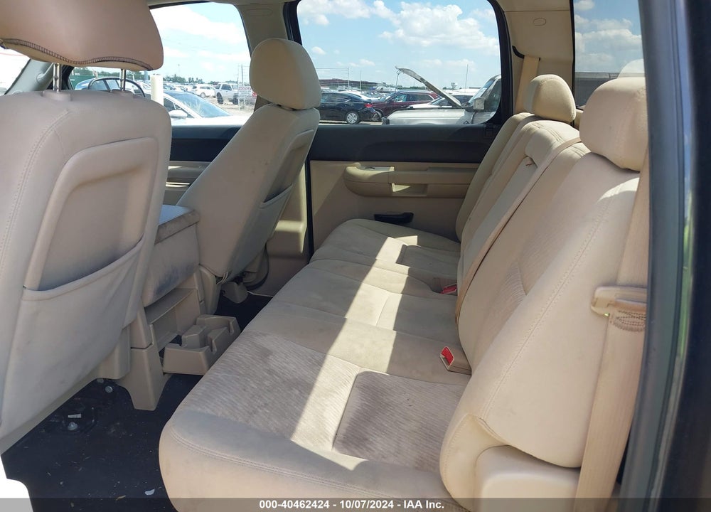 2010 CHEVROLET SILVERADO 1500 LT VIN: 3GCRCSE06AG242145