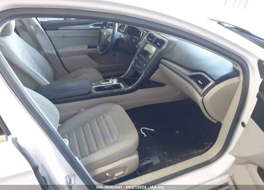 2017 FORD FUSION HYBRID SE VIN: 3FA6P0LU9HR344996