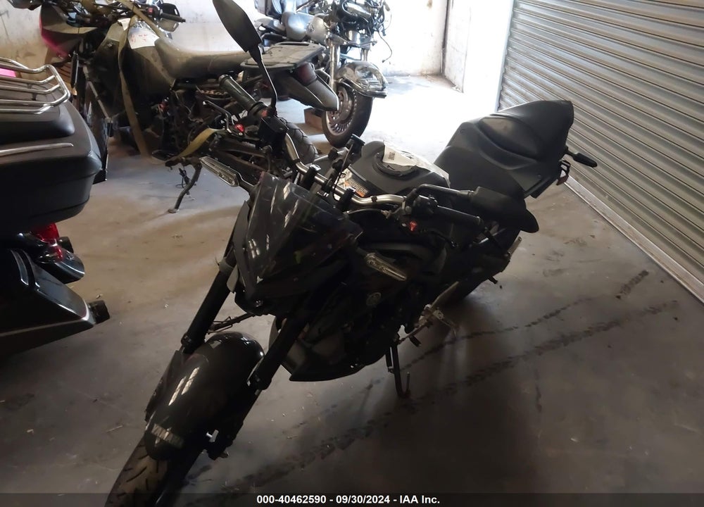 2020 YAMAHA MT-03 VIN: MH3RH20Y3LK002398